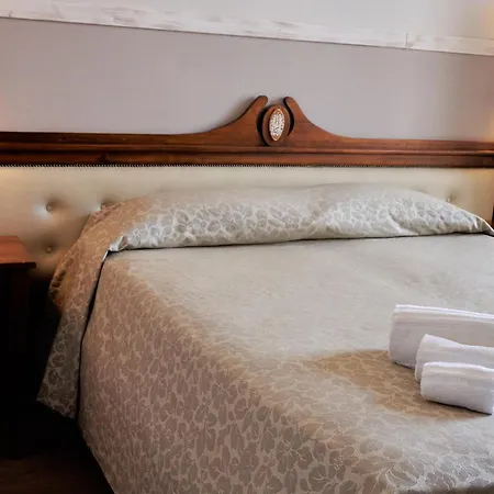 Bed & Breakfast La Collegiata CTA